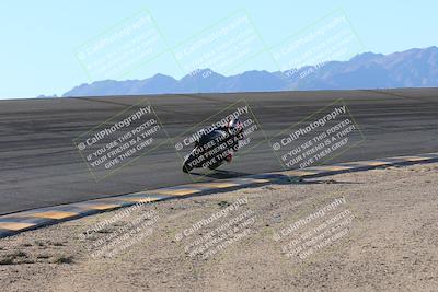 media/Dec-06-2024-CVMA Friday Practice (Fri) [[e1d1c5d4fc]]/4-Group 4 and Trackday/Session 5 (Bowl)/